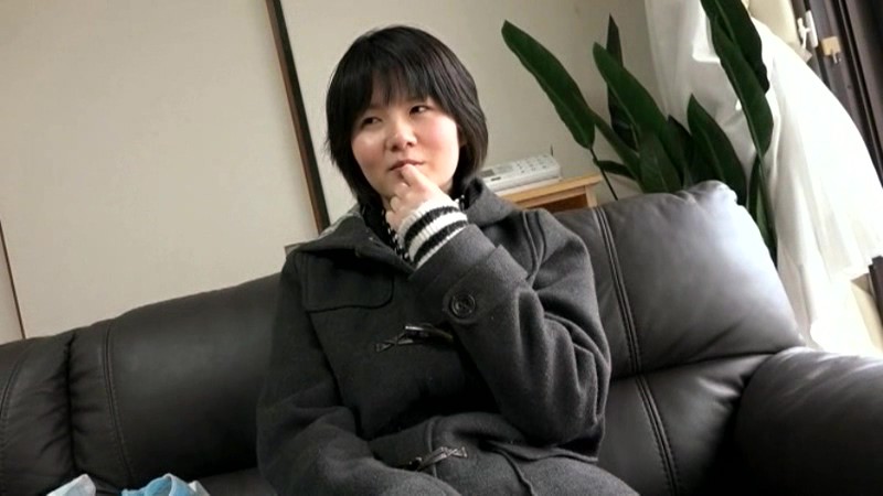 「純粋な田舎娘すぎる東北あまっこ！人生初中出しで「ヤバイ、ヤバイ！」と男優にしがみ付き半ベソかきながら大絶叫でイクｯ！」のサンプル画像2