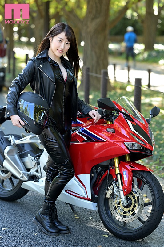 「バイクと男に跨ることが大好き！ただSEXが好きで好奇心で応募してきた 超スケベな馬乗りライダー SEXの逸材AVデビュー！！ 麻宮わかな」のサンプル画像2